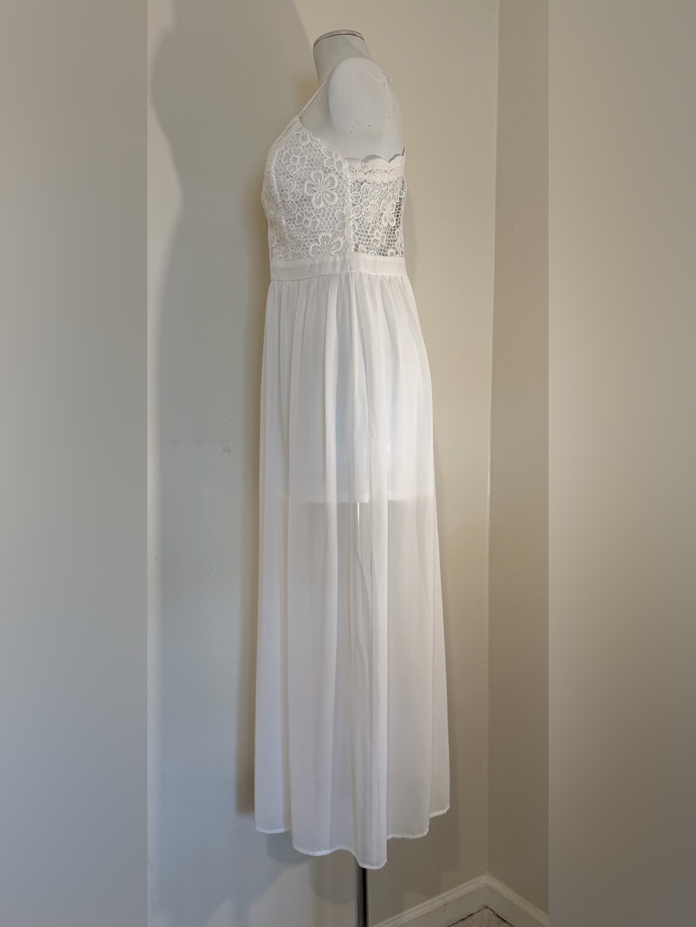No Boundaries White Lace Bodice Maxi Dress - Picture 4 of 7